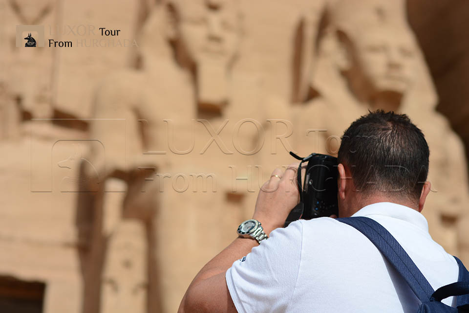 Trip-to-Abu-simbel-and-Aswan-from-Hurgada-2-days-Private