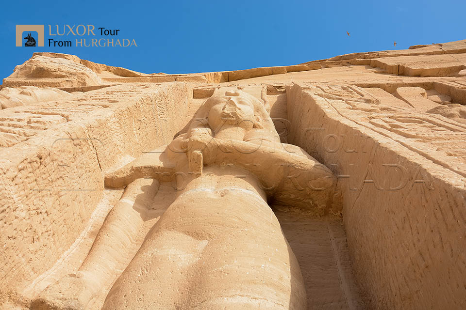 Trip-to-Abu-simbel-and-Aswan-from-Hurgada-2-days-Private