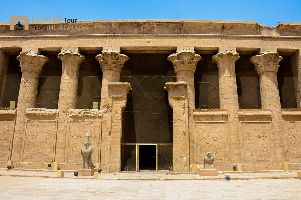 Trip-to-Abu-simbel-and-Aswan-from-Hurgada-2-days-Private