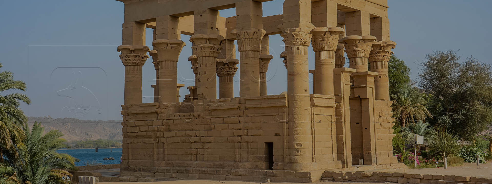 Trip-to-Abu-simbel-and-Aswan-from-Hurgada-2-days-Privet