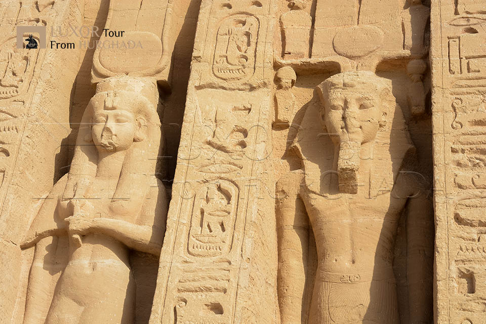 Amazing 2 nights tours: Luxor and Aswan with hot air balloon from Hurghada