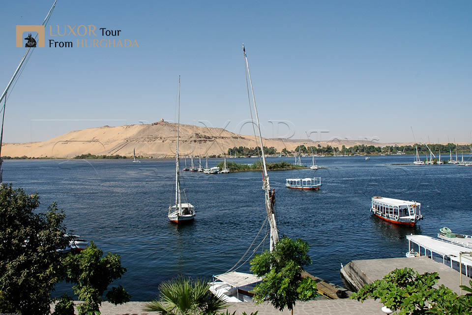 Amazing 2 nights tours: Luxor and Aswan with hot air balloon from Hurghada
