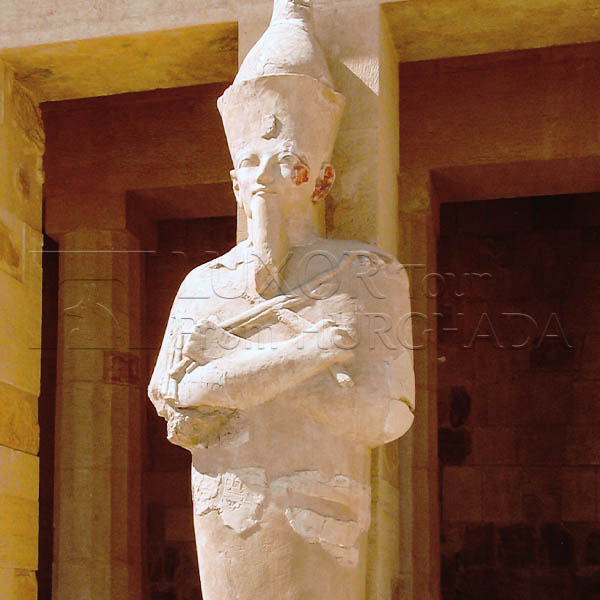 2-Day-Trips-Tour-to-Luxor-From-Hurghada-including-Air-hot-Balloon