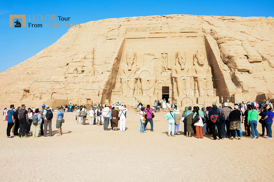 Overnight Tour from Luxor to Abu Simbel