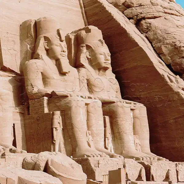Overnight Tour from Luxor to Abu Simbel