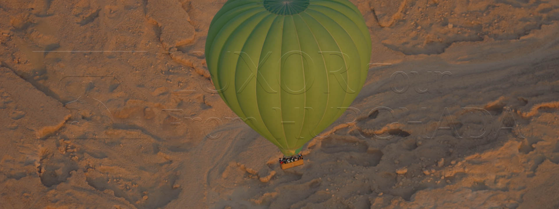 valley of the kings from sahl hasheesh by bus